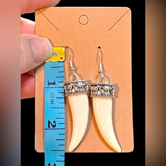 Ivory and silver Elephant tusk fashion earrings - Picture 3 of 3
